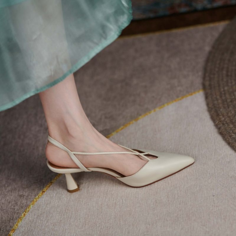 Vika Lädersandal Med Spetsad Tå För Kvinnor - Beige