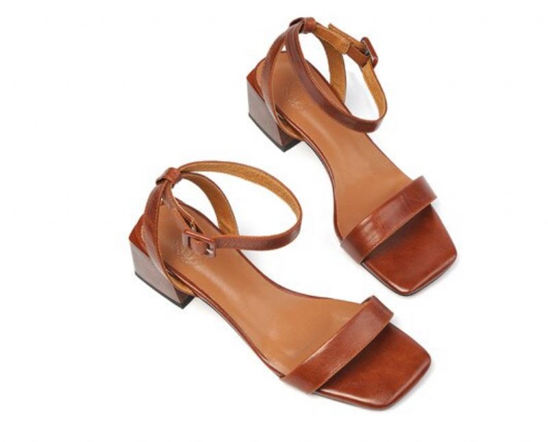 Virginia Sandal Med Metallspänne Och Klack För Kvinnor - Brun