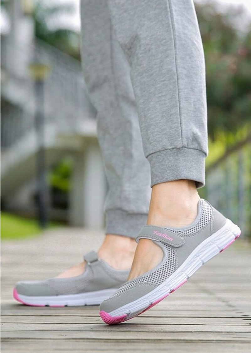 Walker Svarta Slip-on Skor För Kvinnor - Svart