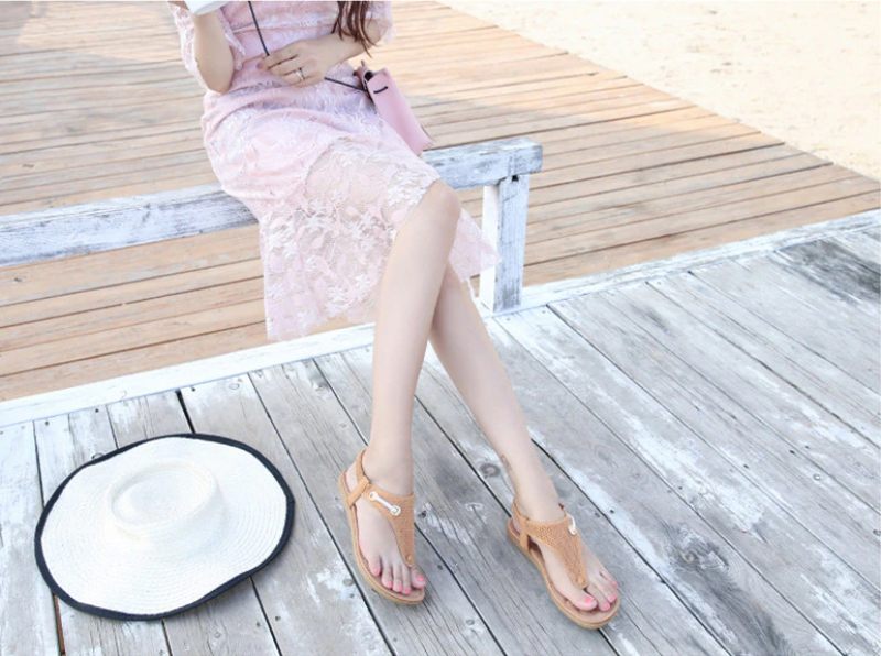 Yudith Sommarsandal Med Platt Klack För Kvinnor - Beige